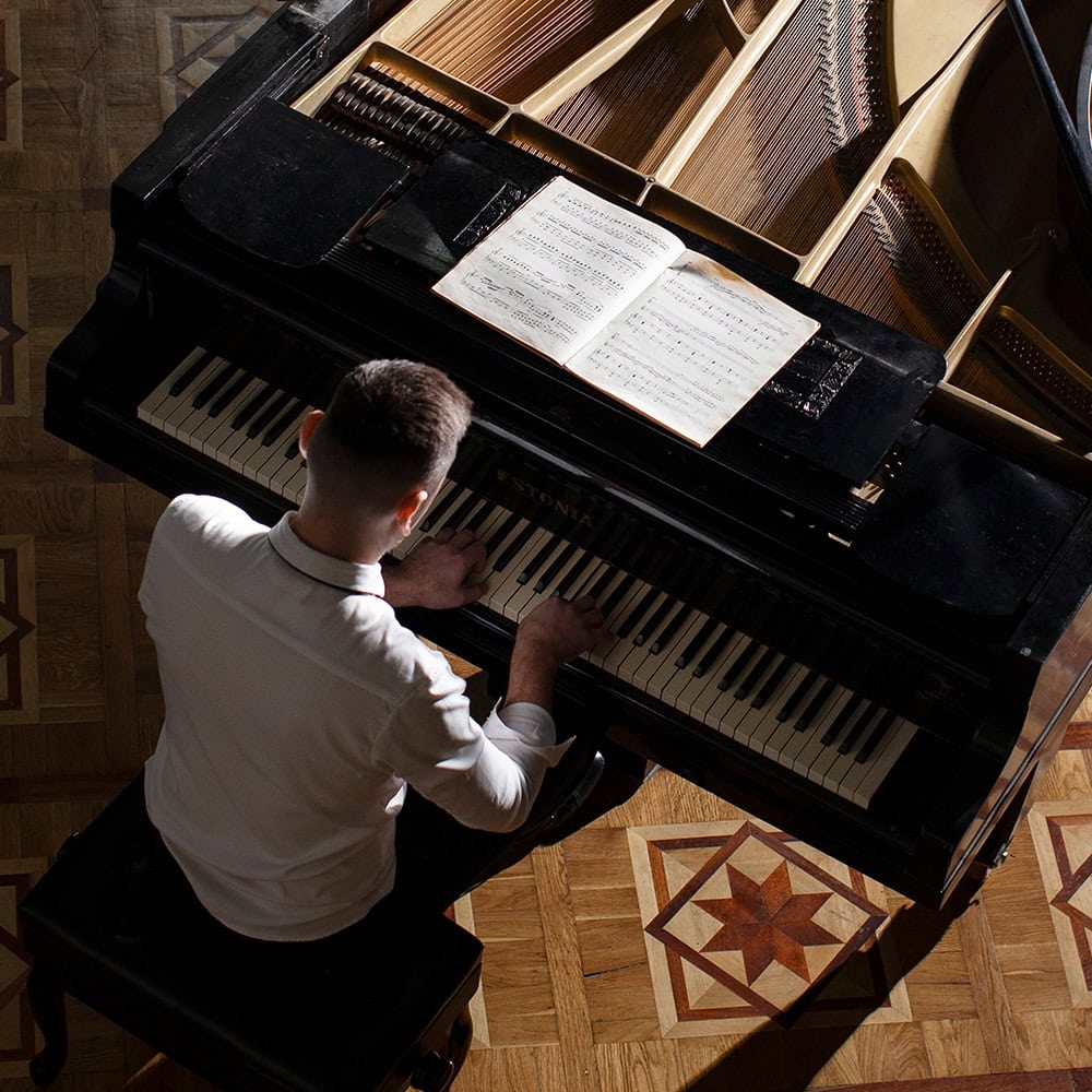 international piano movers international piano shipping moving a piano overseas oss worldwide movers