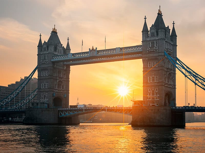 moving to england from australia oss world wide movers